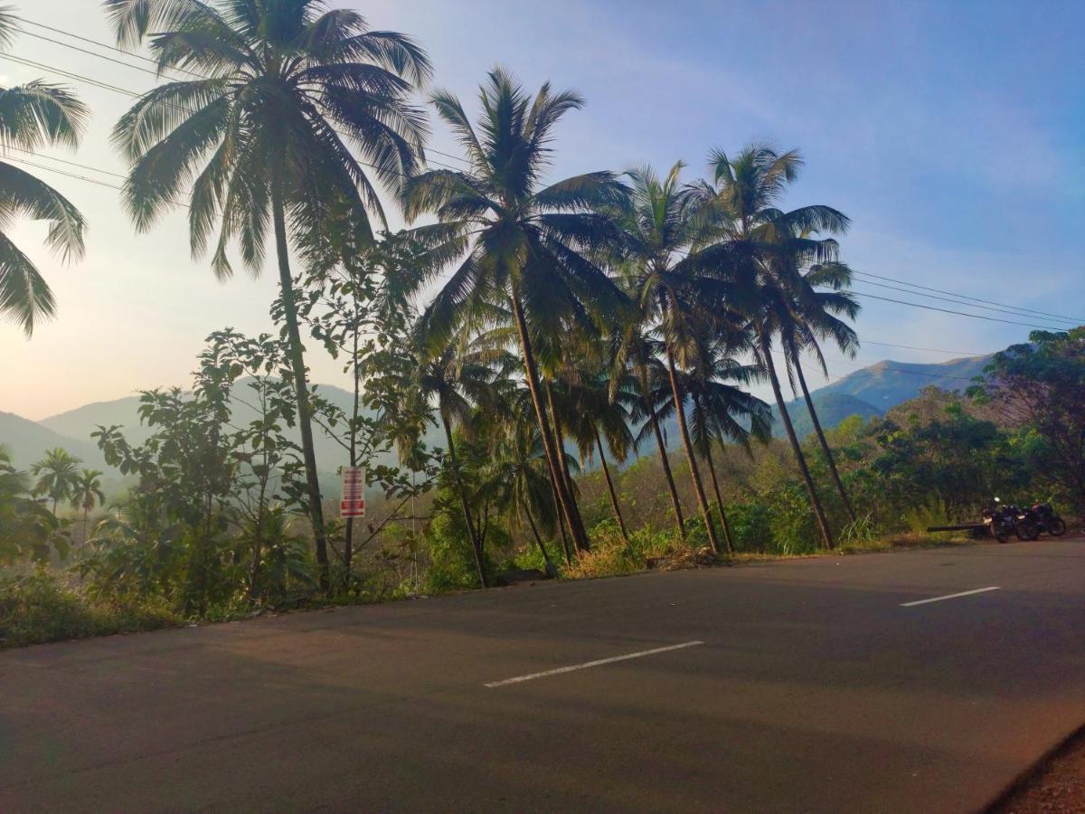 Stone Hills Hotel Kannur Exterior foto